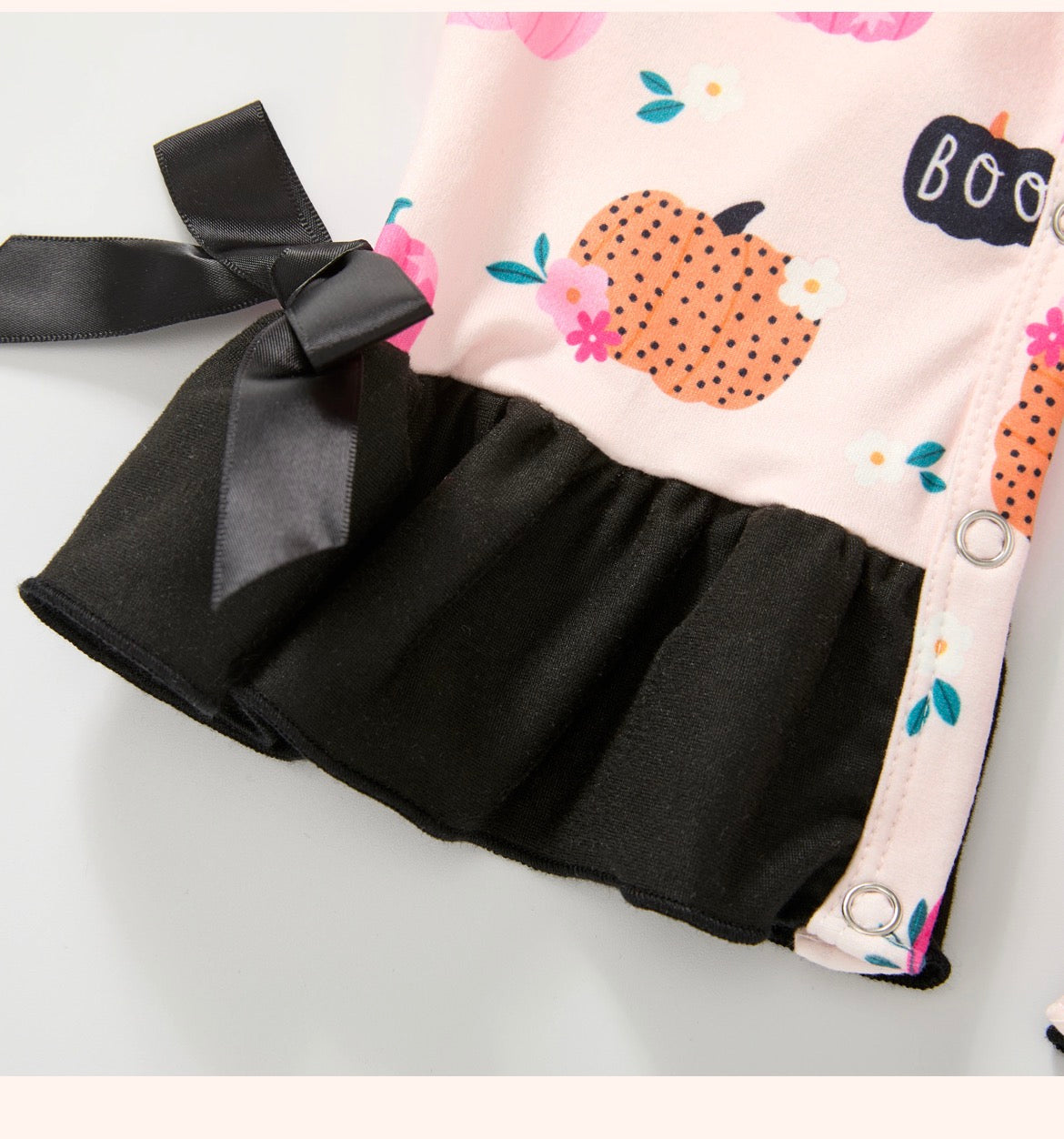 🎃👻 BOO-TIFUL PATCH ROMPER